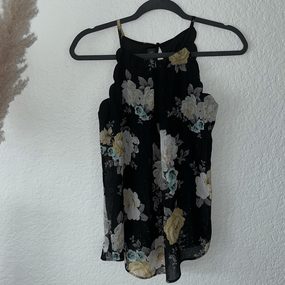Scallop Edge Floral Tank Top